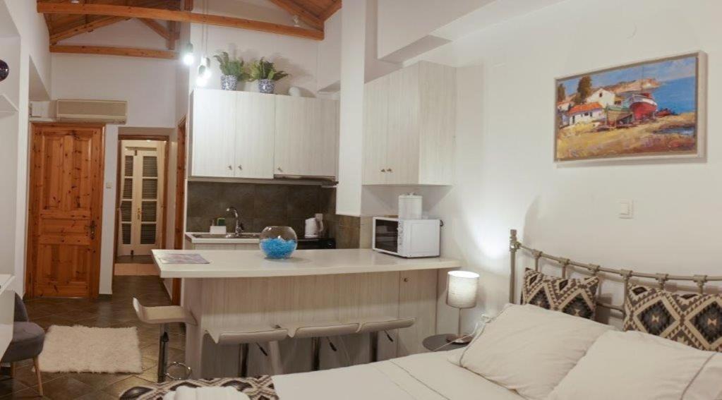Ferienwohnung In Hydra Exterior foto